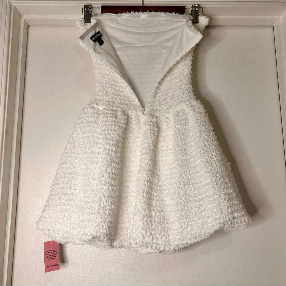 PrettyLittleThing Strapless Bubble Mini Dress - Size 4 - Picture 4 of 9